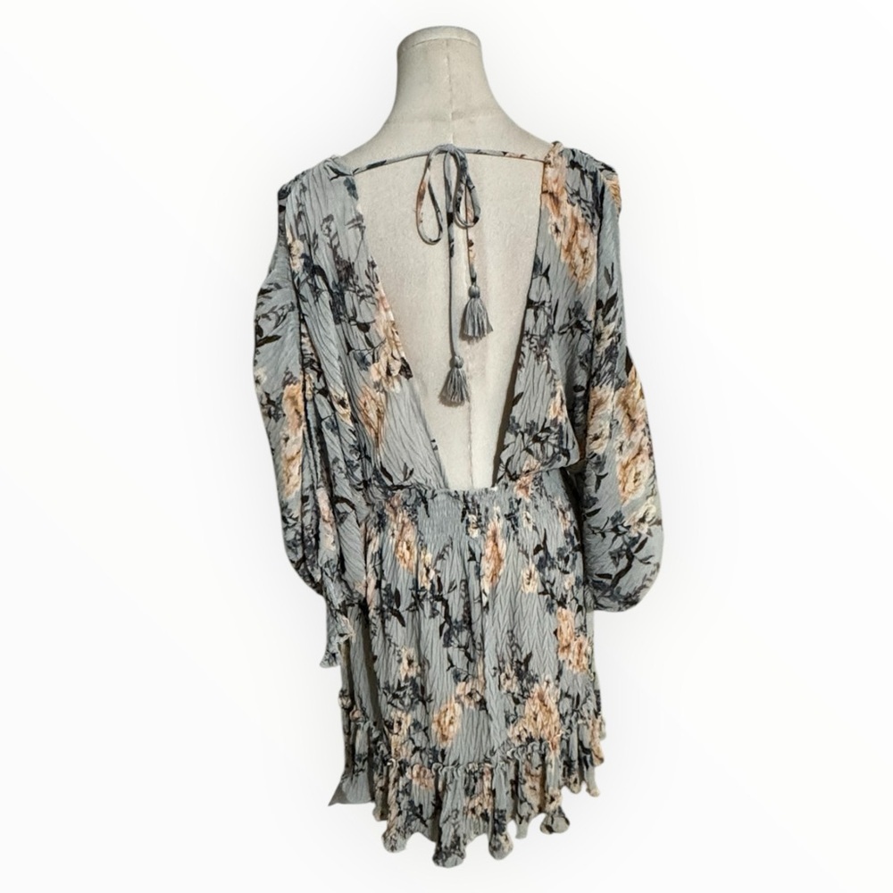 LOVESTITCH Floral Mini Dress V Neck Back Ruched Waist Garden Party Blue Pink M - Picture 4 of 8